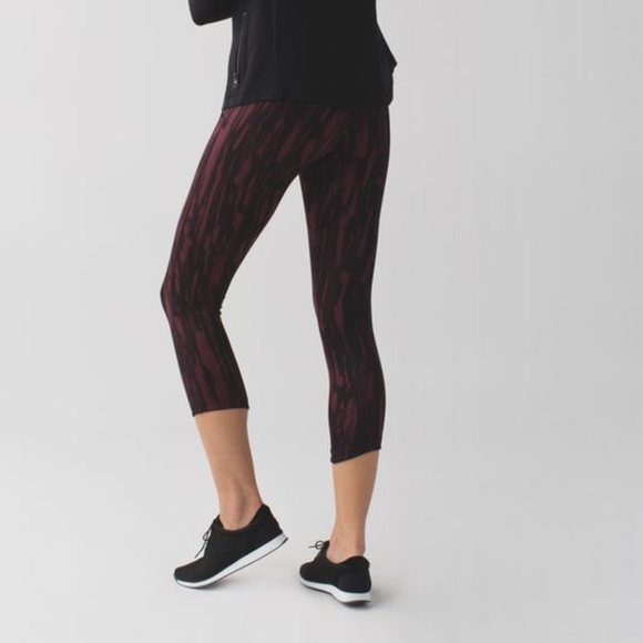 lululemon athletica Pants - Lululemon Maroon Exquisite Crop Animal Bordeaux